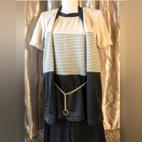 Alfred Dunner - Vintage Pants Suit - Short Sleeves & Blk Pants - 10 - Picture 1 of 12